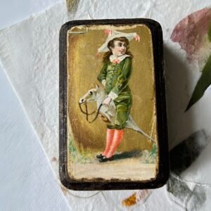 1900s pendant jewelry box with a lithographic image